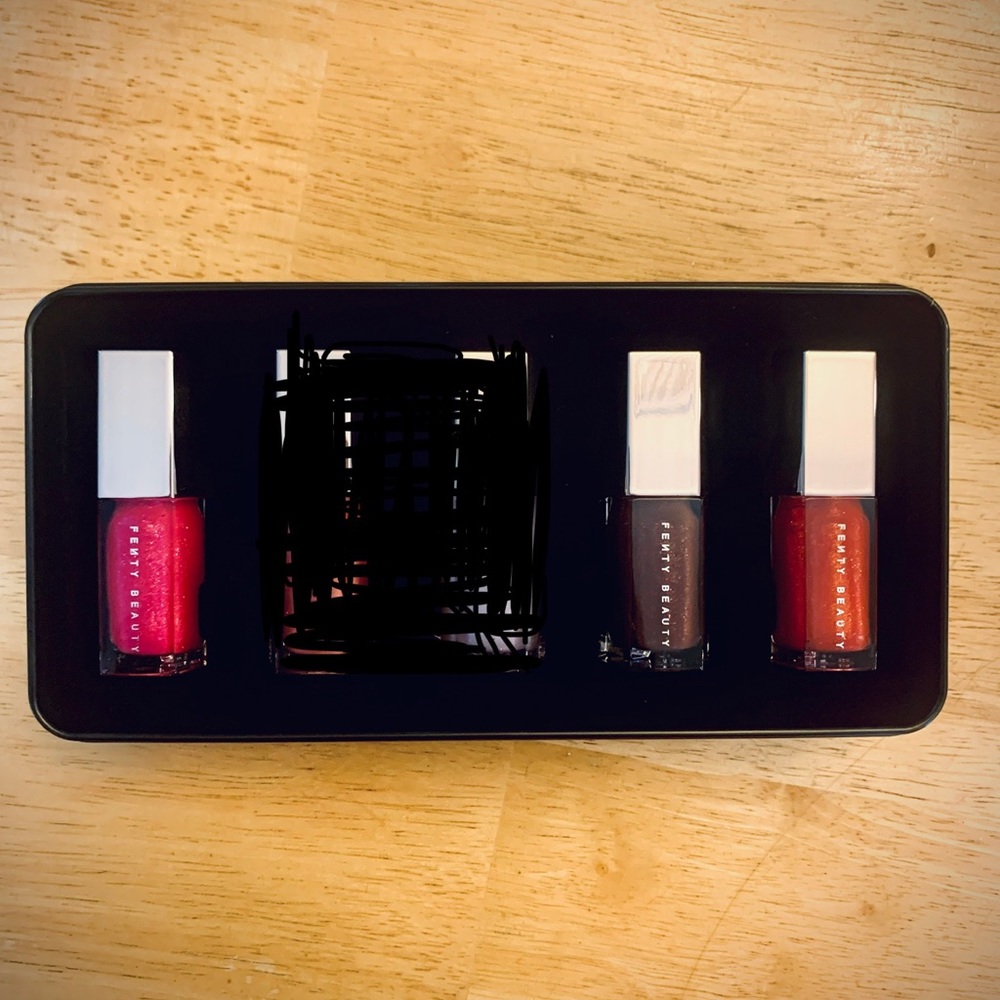 Brand New Fenty Mini Gloss in shade “Cheeky”